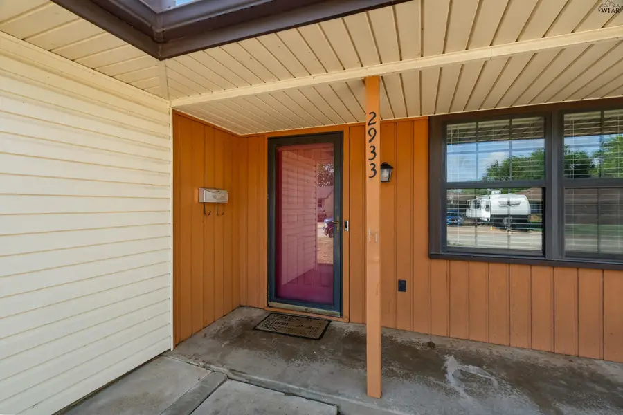 2933 MOFFETT AVENUE, Wichita Falls, TX 76308 - #2