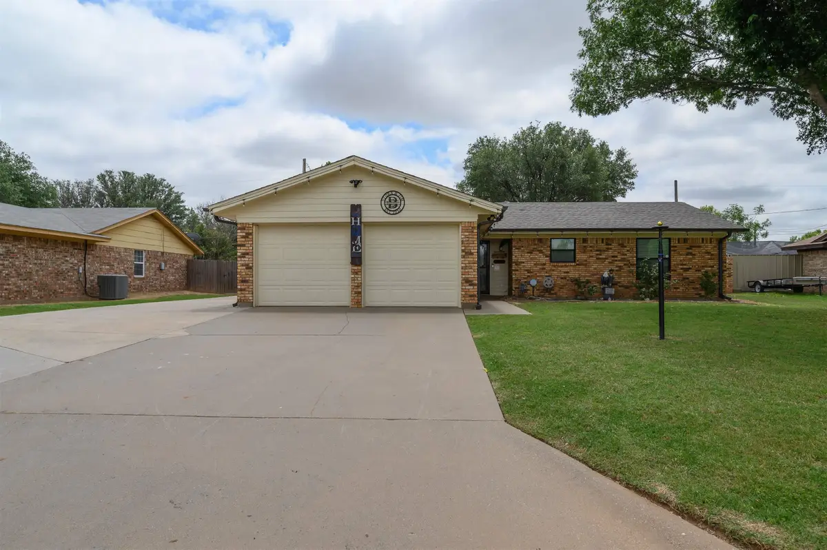 1308 AMHERST STREET, Burkburnett, TX 76354 - #1