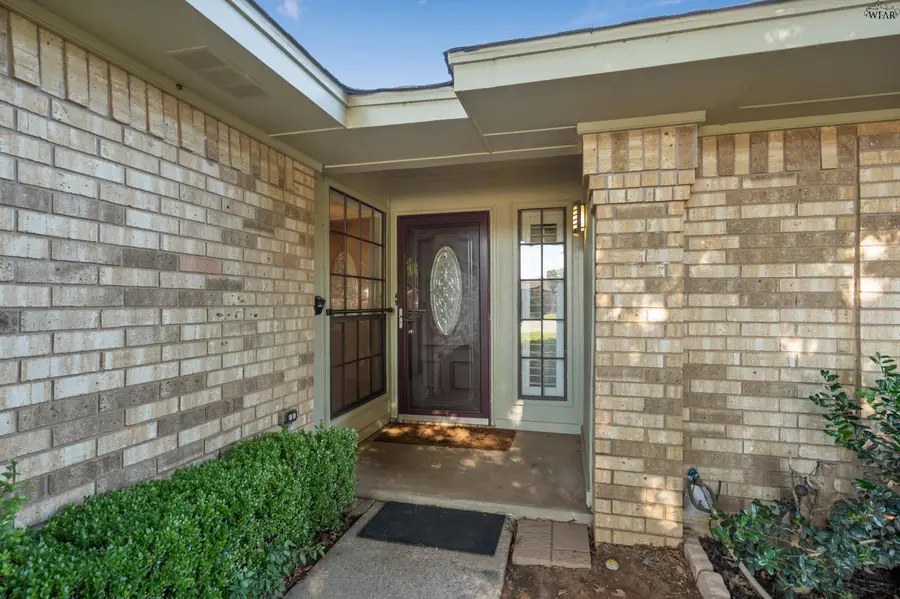 2 BUTTERCUP CIRCLE, Wichita Falls, TX 76310 - #2