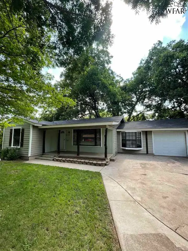 2604 HAIRPIN CURVE, Wichita Falls, TX 76308