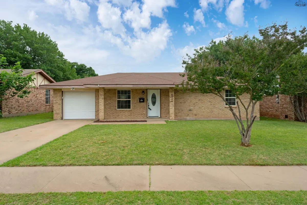 5204 TOWER DRIVE, Wichita Falls, TX 76310 - #1