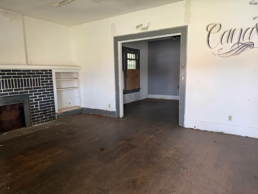 2159 AVENUE F, Wichita Falls, TX 76309 - #2