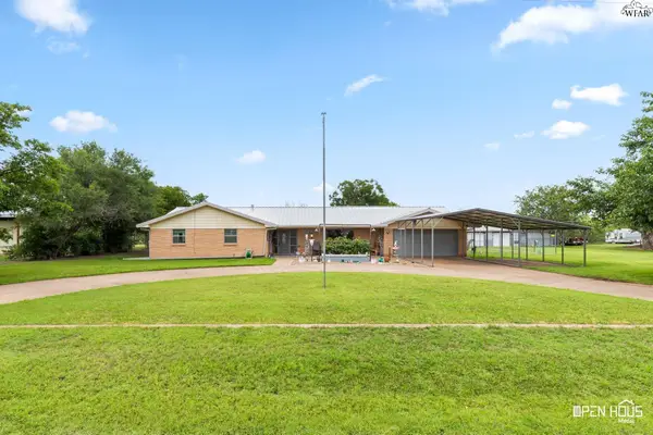 7996 STATE HWY 258, Iowa Park, TX 76367