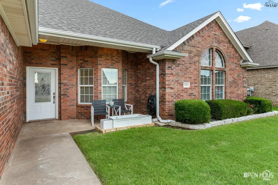 1011 TAYLOR LANE, Burkburnett, TX 76354 - #2