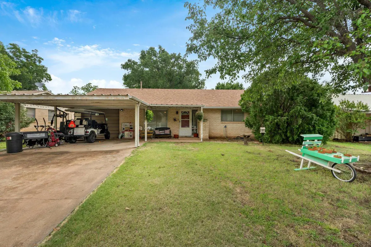 1509 DOUGLAS DRIVE, Iowa Park, TX 76367 - #1