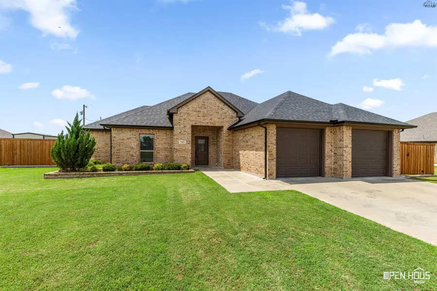 1422 DANBERRY STREET, Burkburnett, TX 76354 - #2