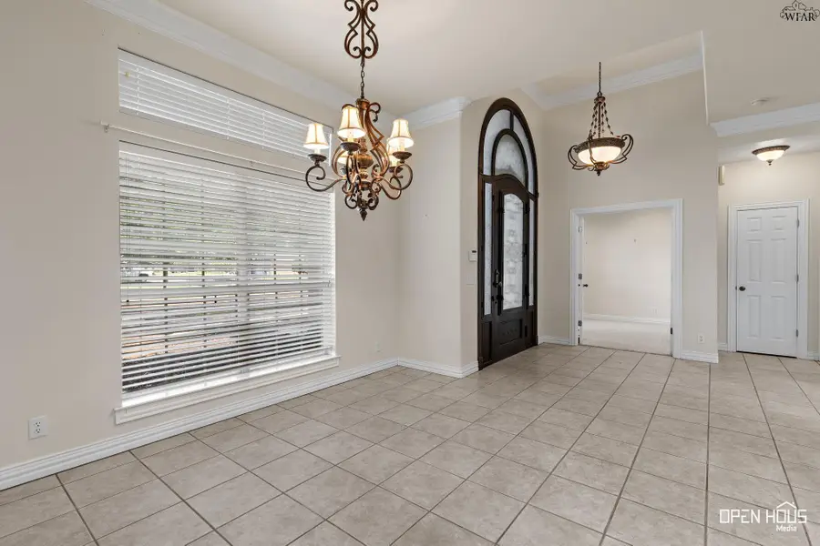 9 CANDLEWOOD COURT, Wichita Falls, TX 76308 - #2