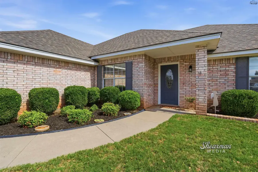 1215 AMHERST STREET, Burkburnett, TX 76354 - #2
