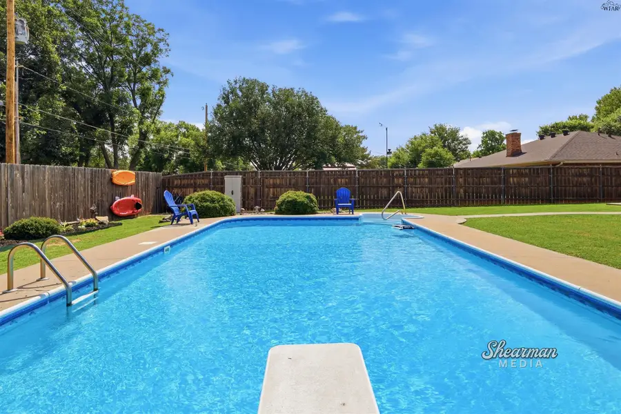 1215 AMHERST STREET, Burkburnett, TX 76354 - #3