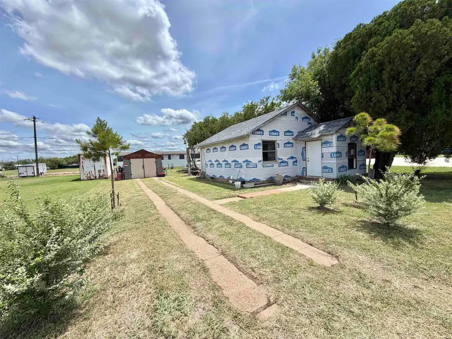 304 E OLIVE STREET, Holliday, TX 76366 - #3