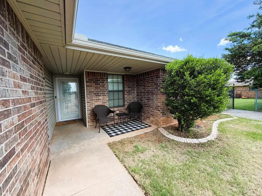 1517 CITY VIEW DRIVE, Wichita Falls, TX 76306 - #2