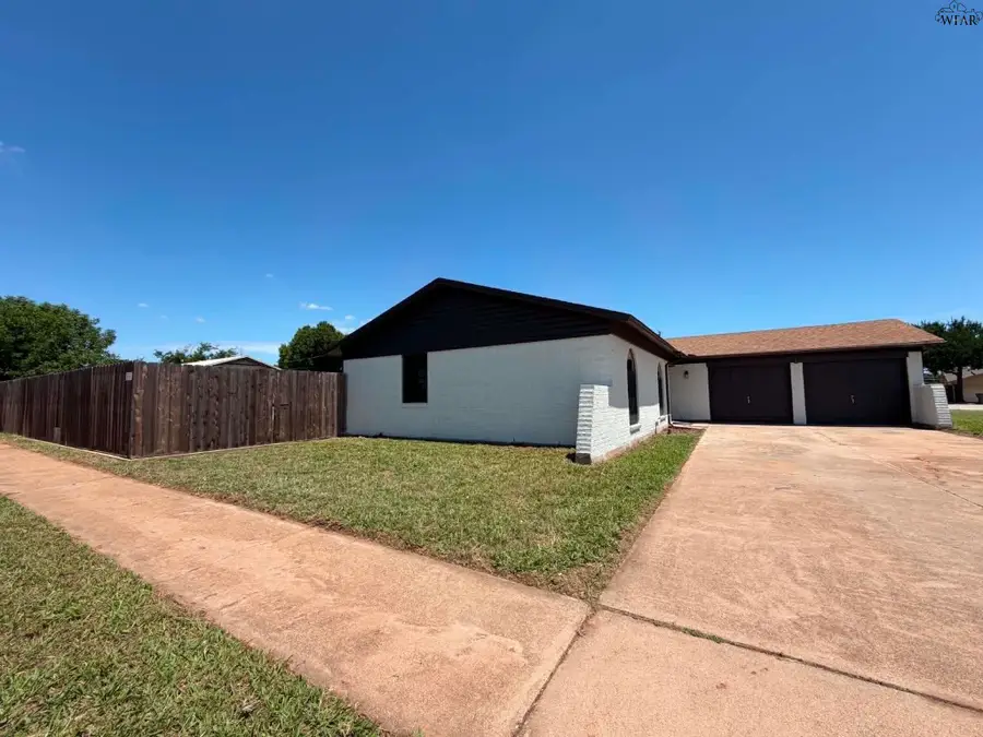 1 BRANDY LANE, Wichita Falls, TX 76306 - #3