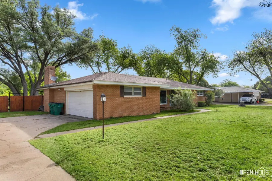 723 MAPLE STREET, Burkburnett, TX 76354 - #3