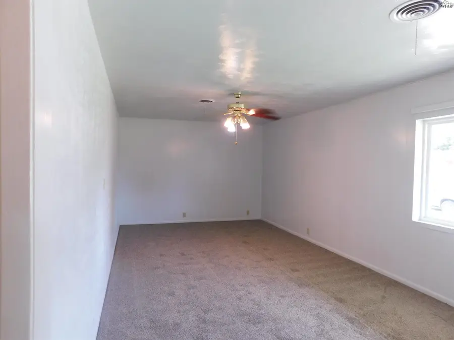 804 CHESTNUT STREET, Burkburnett, TX 76354-2631 - #3