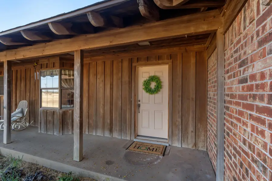 2627 E FM 367, Iowa Park, TX 76367 - #2