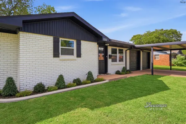 1007 W BEVERLY LOOP, Burkburnett, TX 76354
