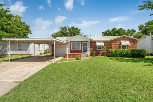 1108 E OMEGA STREET, Henrietta, TX 76365
