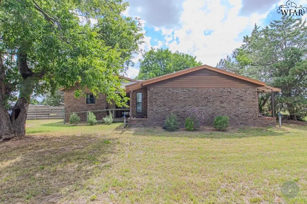3010 SAND ROAD, Vernon, TX 76384 - #1