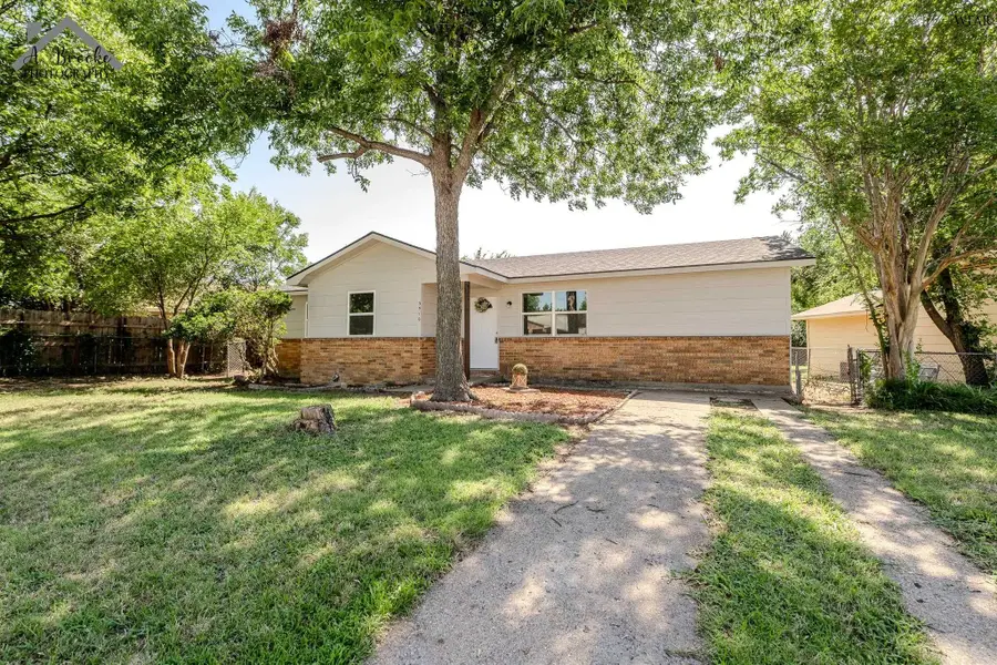 3910 CYNTHIA LANE, Wichita Falls, TX 76302 - #2