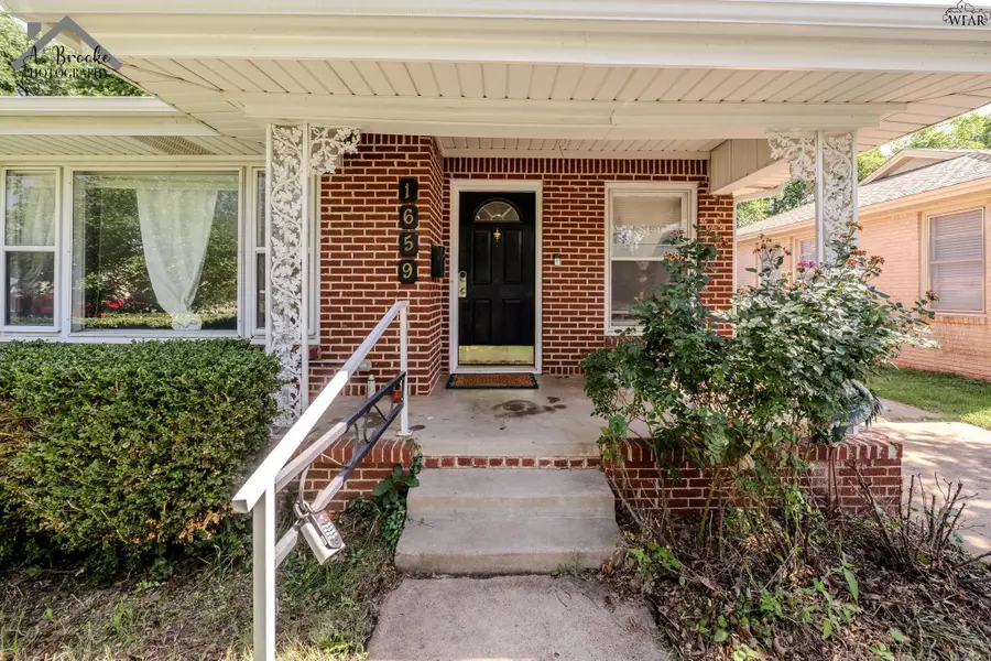 1659 SPEEDWAY AVENUE, Wichita Falls, TX 76301 - #2
