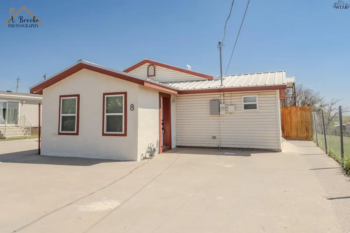 8 FENOGLIO AVENUE, Wichita Falls, TX 76308 - #1