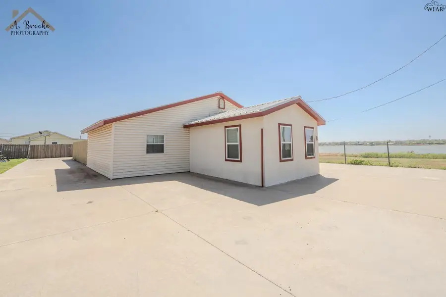 8 FENOGLIO AVENUE, Wichita Falls, TX 76308 - #3