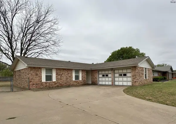 1404 AMHERST STREET, Burkburnett, TX 76354