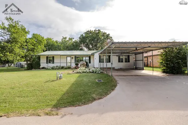 507 S CENTRAL AVENUE, Petrolia, TX 76377