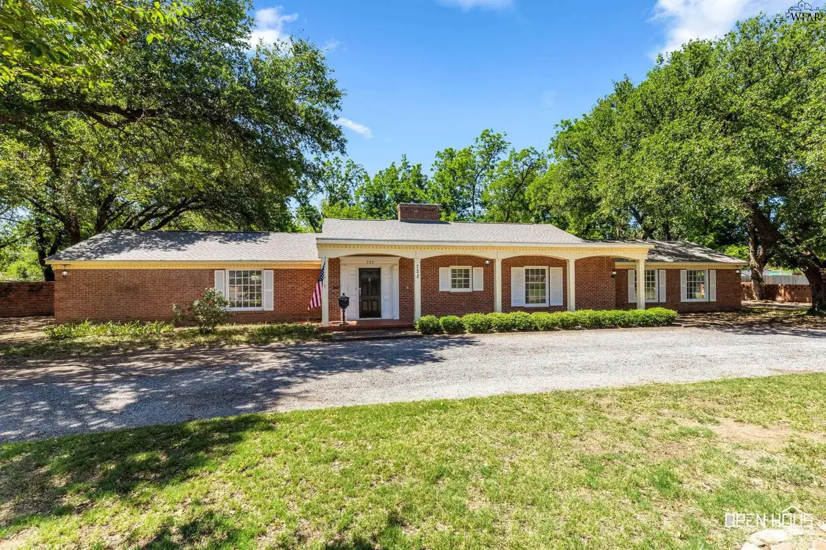 722 SUNSET DRIVE, Burkburnett, TX 76354 - #1