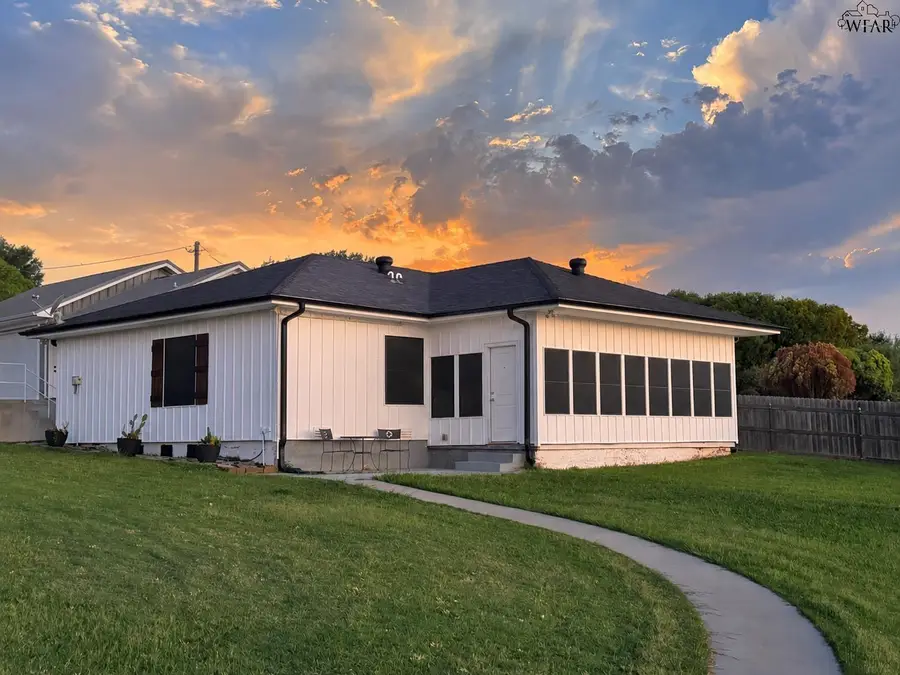 413 SHORELINE DRIVE, Wichita Falls, TX 76308 - #2