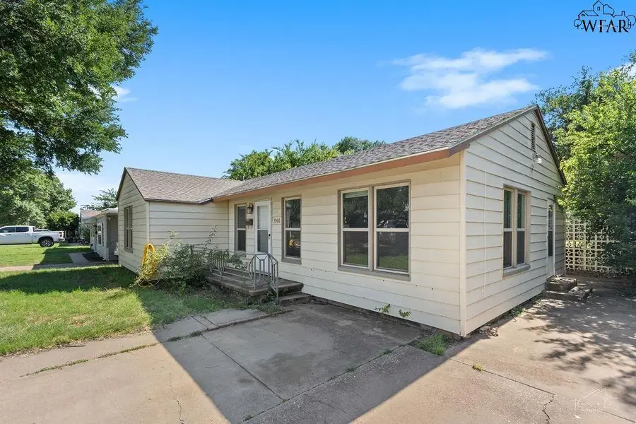 3906 GAYLE AVENUE, Wichita Falls, TX 76308 - #3