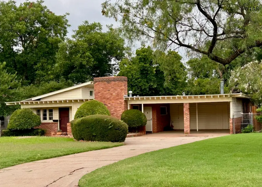 4602 LAKE PARK DRIVE, Wichita Falls, TX 76302 - #2