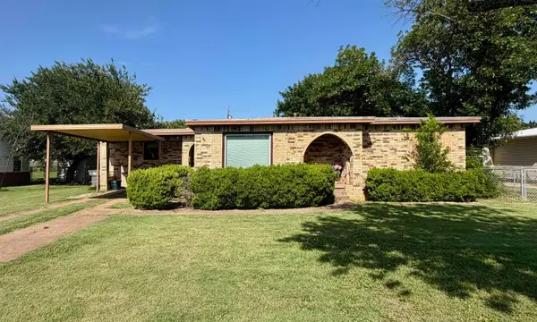 2005 BURROUGHS STREET, Wichita Falls, TX 76309