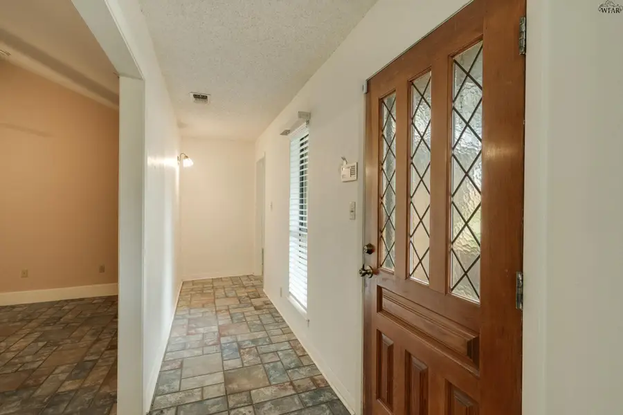 2801 HAPPY HOLLOW DRIVE, Wichita Falls, TX 76308 - #3