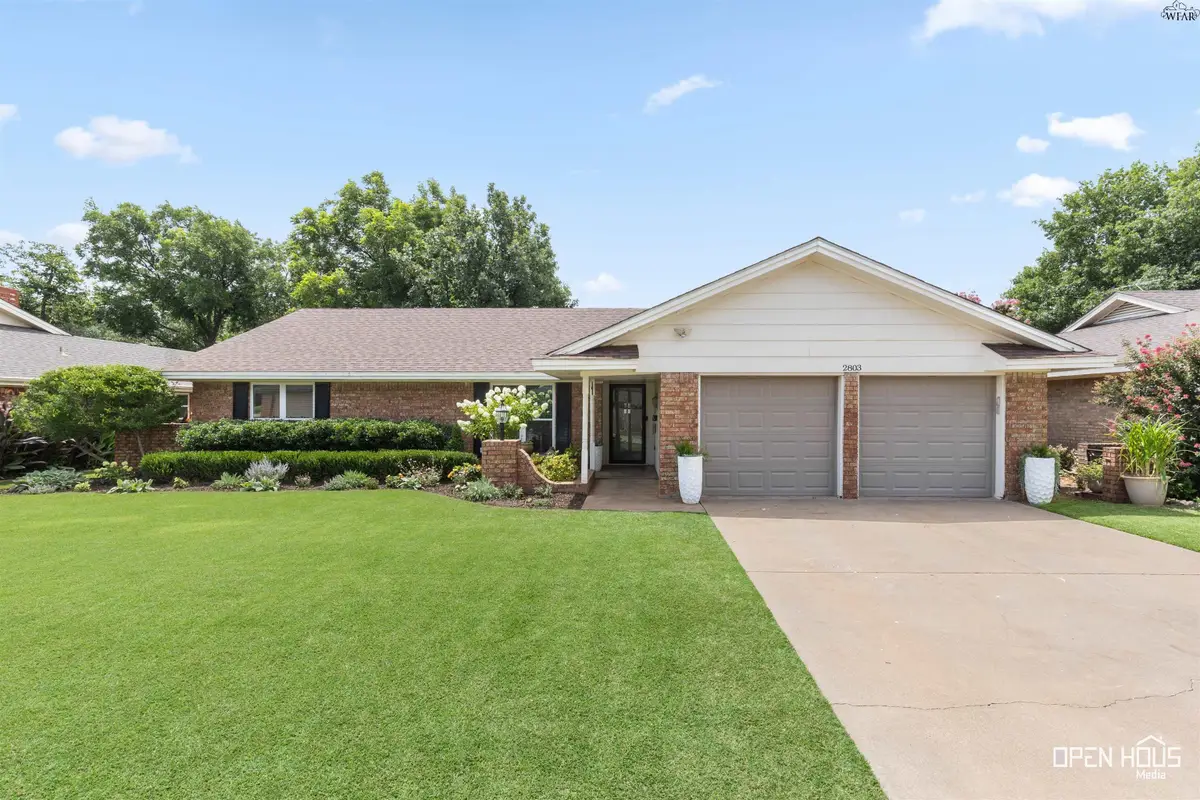 2803 ELMWOOD AVENUE, Wichita Falls, TX 76308 - #1