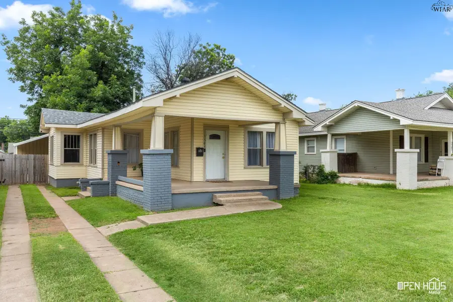 1705 COLLINS AVENUE, Wichita Falls, TX 76301 - #2