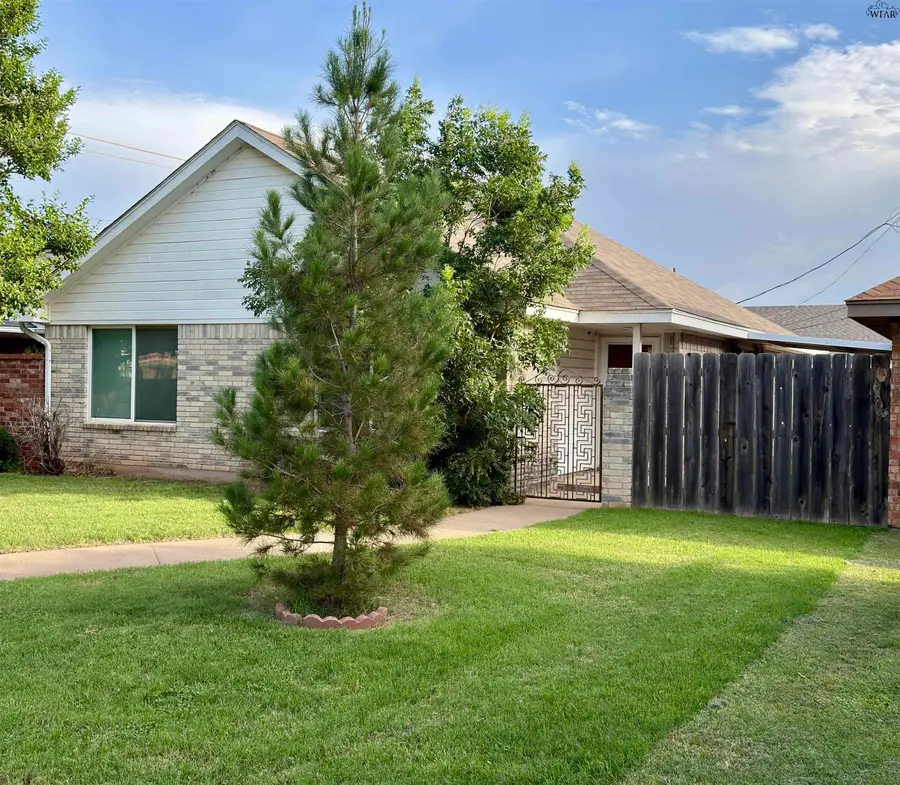 3037 CUNNINGHAM DRIVE, Wichita Falls, TX 76308 - #2