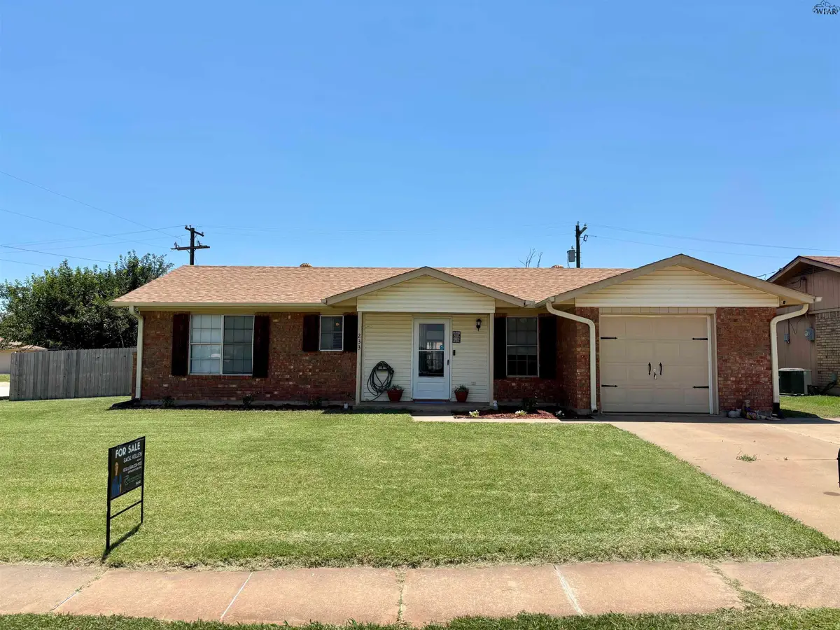 233 LOCH LOMOND DRIVE, Wichita Falls, TX 76302 - #1
