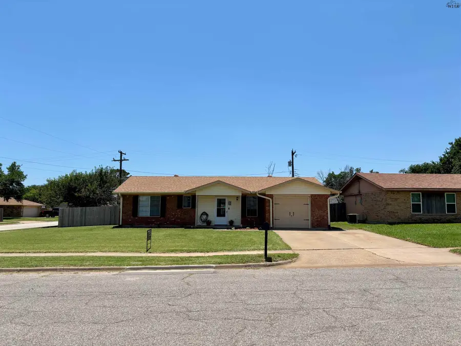 233 LOCH LOMOND DRIVE, Wichita Falls, TX 76302 - #2