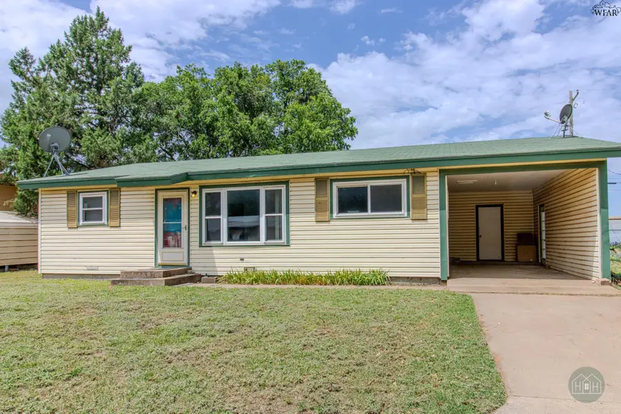 1726 WANDA DRIVE, Vernon, TX 76384 - #3