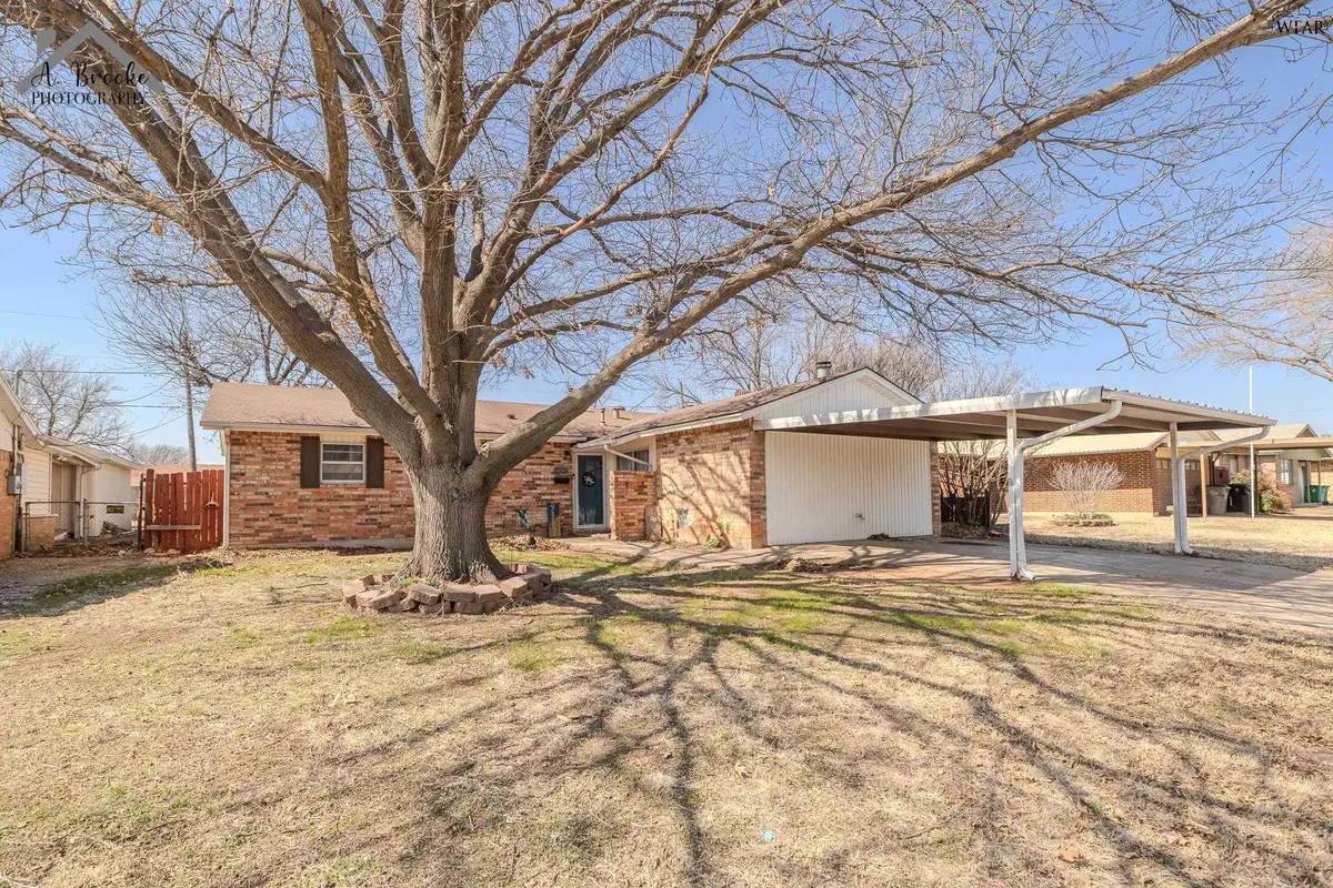 1712 LAS VEGAS TRAIL, Wichita Falls, TX 76306 - #1
