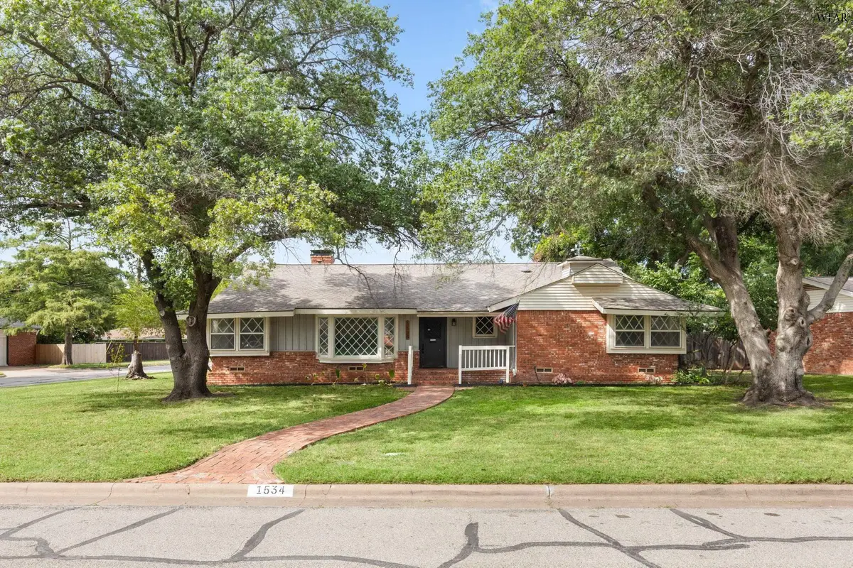 1534 MESQUITE STREET, Wichita Falls, TX 76302 - #1
