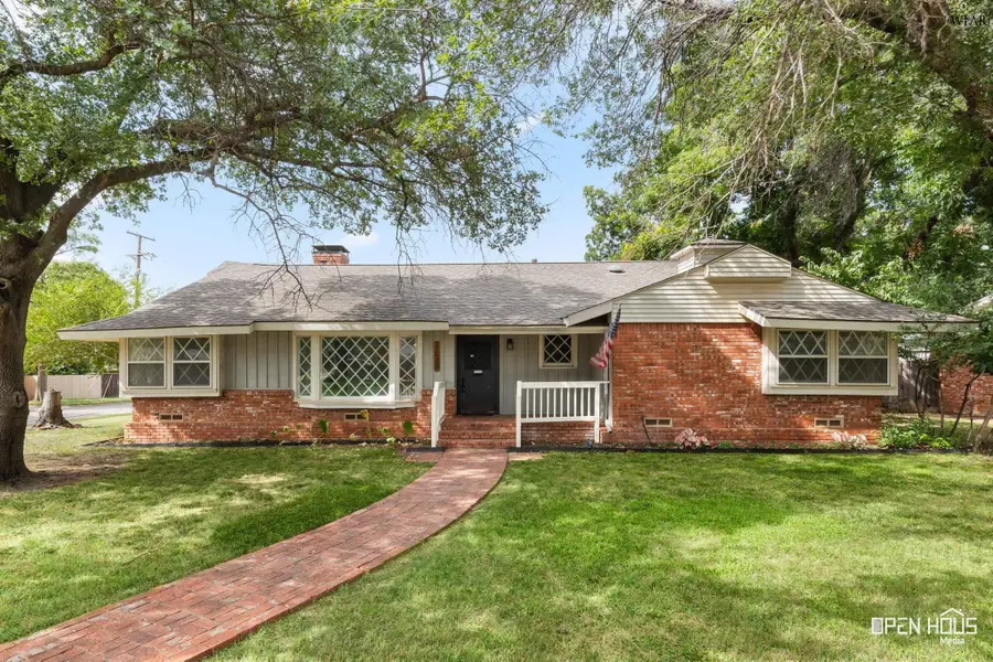1534 MESQUITE STREET, Wichita Falls, TX 76302 - #2