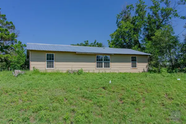 927 LONDON STREET, Vernon, TX 76384