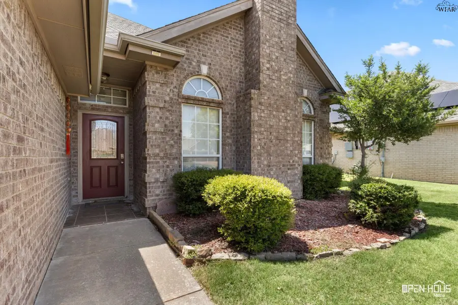 4804 WHISPER WIND DRIVE, Wichita Falls, TX 76310 - #3
