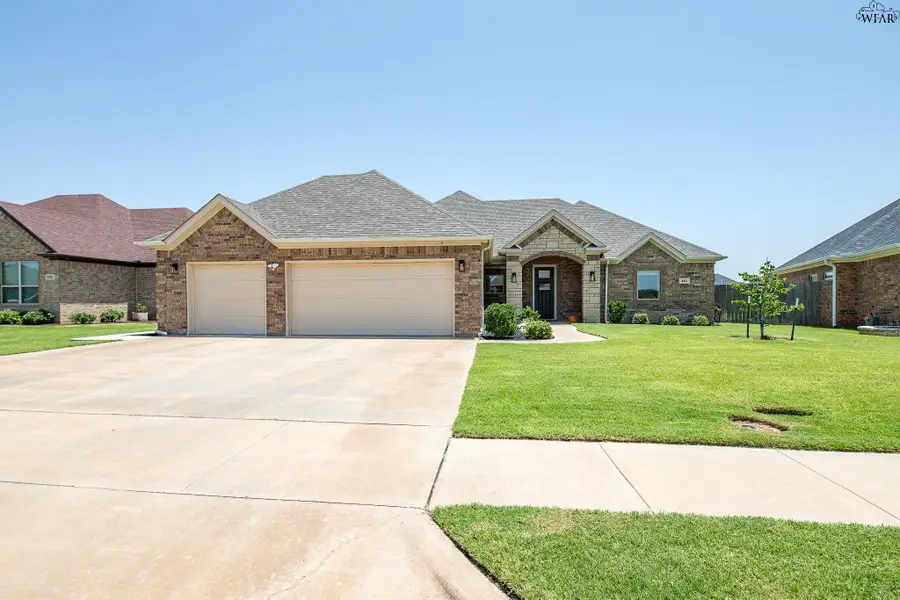 4811 SADDLEBACK LANE, Wichita Falls, TX 76308 - #2