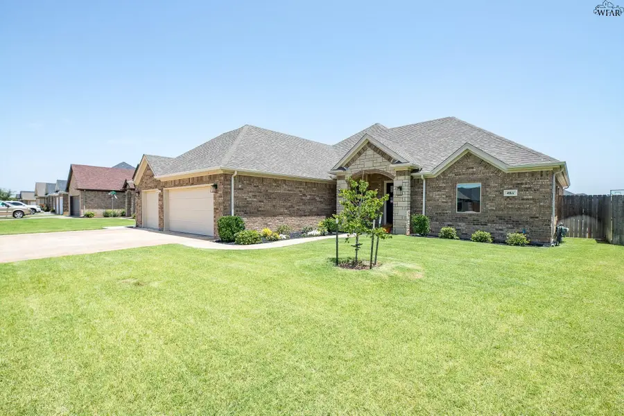 4811 SADDLEBACK LANE, Wichita Falls, TX 76308 - #3