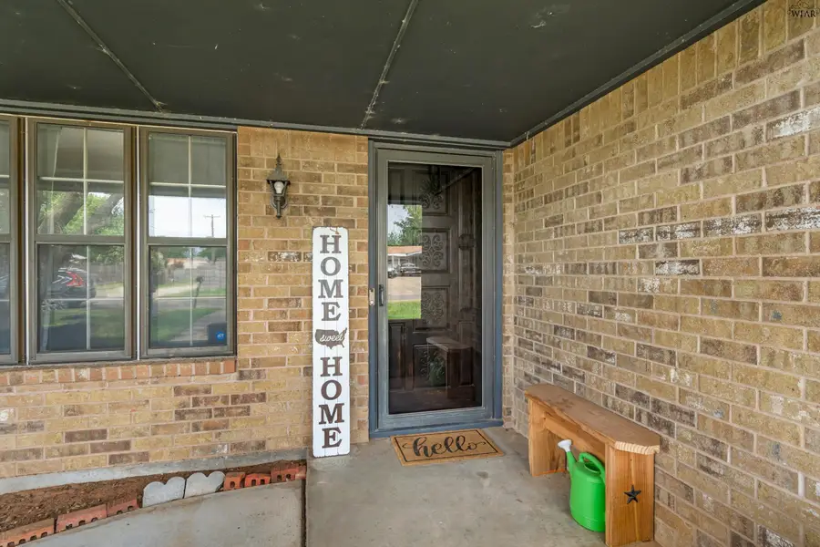 4510 FRANKLIN DRIVE, Vernon, TX 76384 - #3