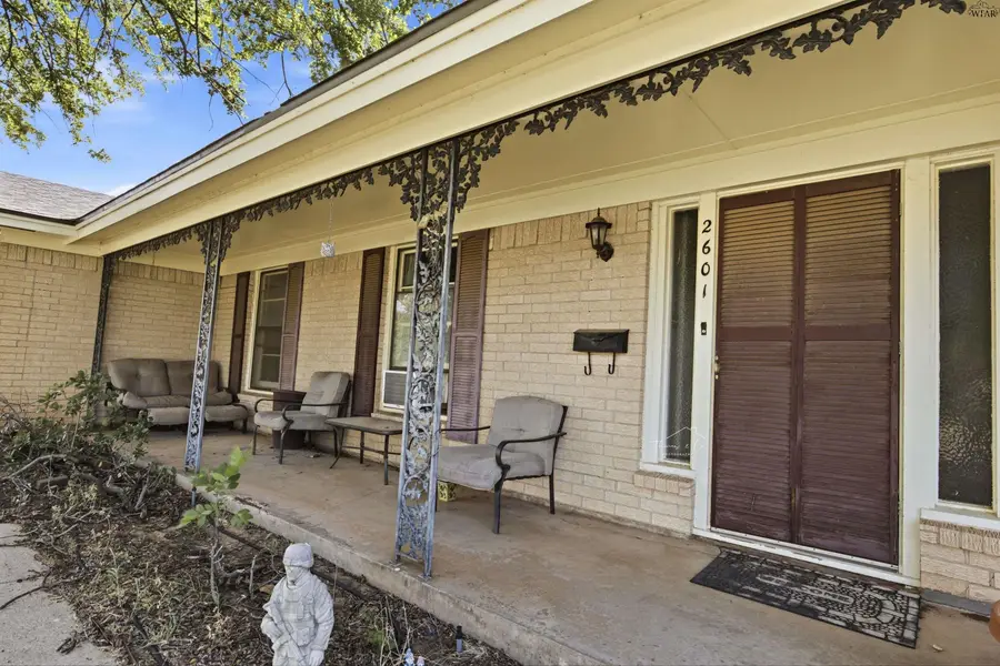 2601 N LEIGHTON CIRCLE, Wichita Falls, TX 76309 - #3