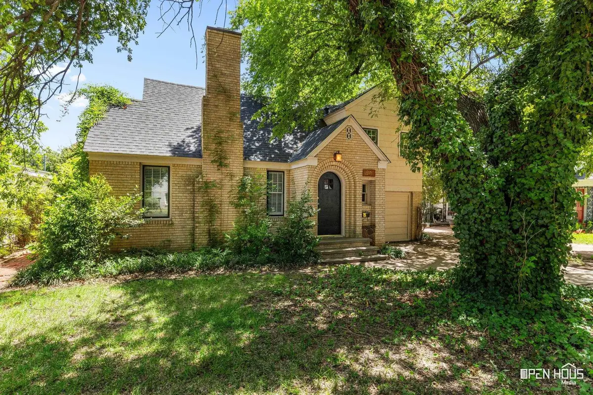 1903 VICTORY AVENUE, Wichita Falls, TX 76301 - #1
